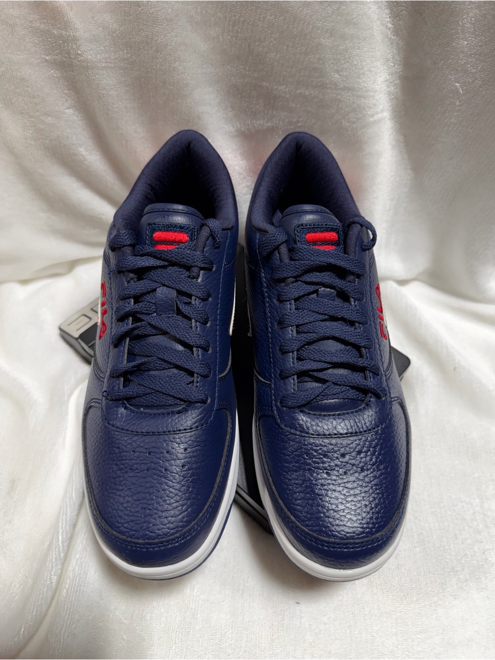 Fila Men's Navy and Red Low-Top Sneakers - Picture 2 of 6